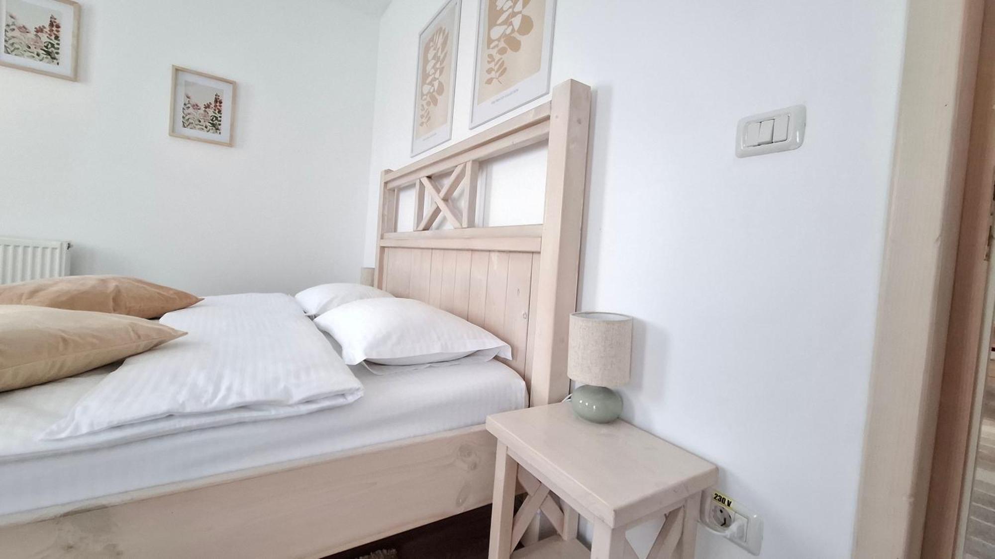 Hotel Dor De Casa Doljesti Zimmer foto