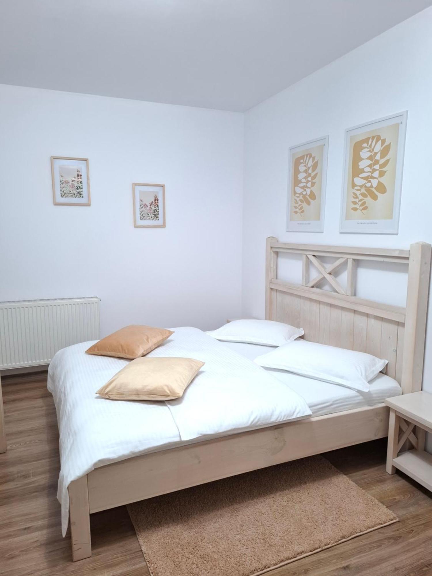 Hotel Dor De Casa Doljesti Zimmer foto