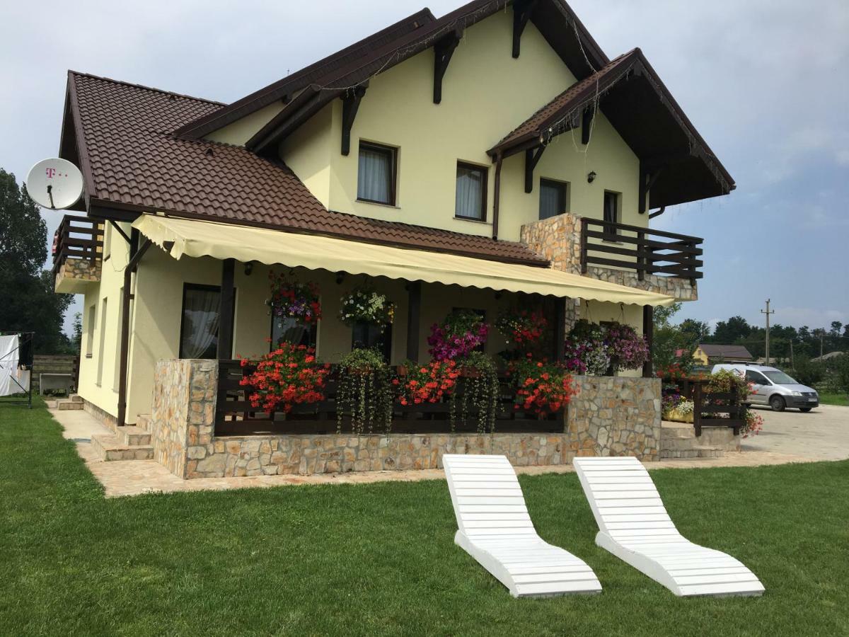 Hotel Dor De Casa Doljesti Exterior foto